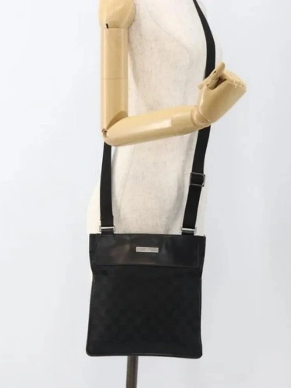 GUCCI GG Canvas Shoulder Bag Black Silver 019 0348 Auth ka3532